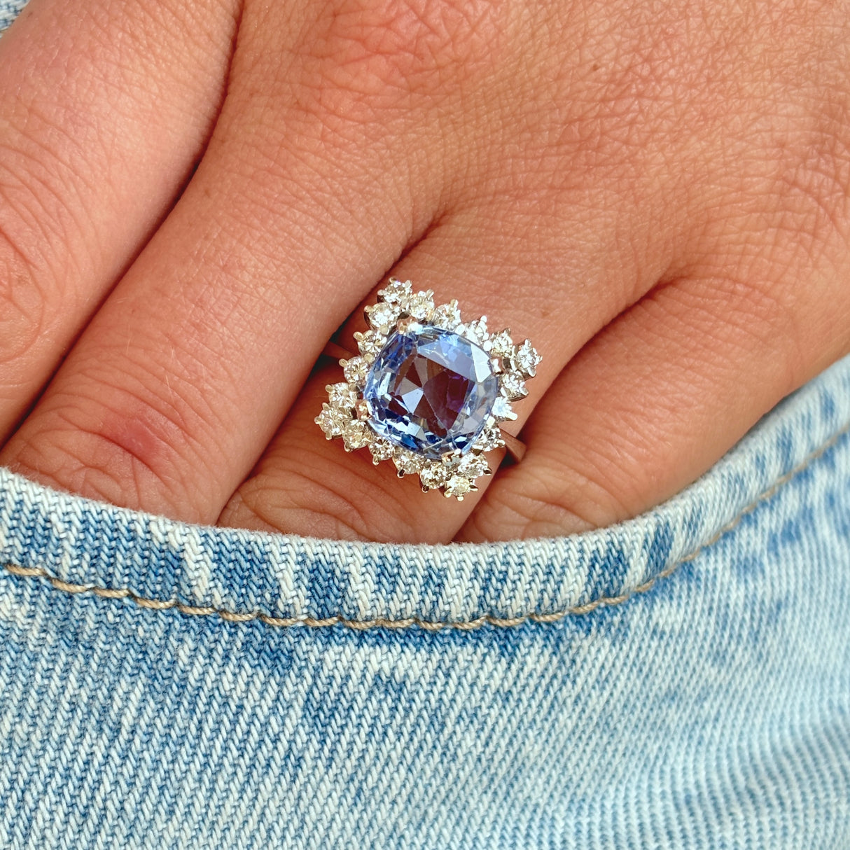 Vintage, 1950s sapphire & diamond cluster ring