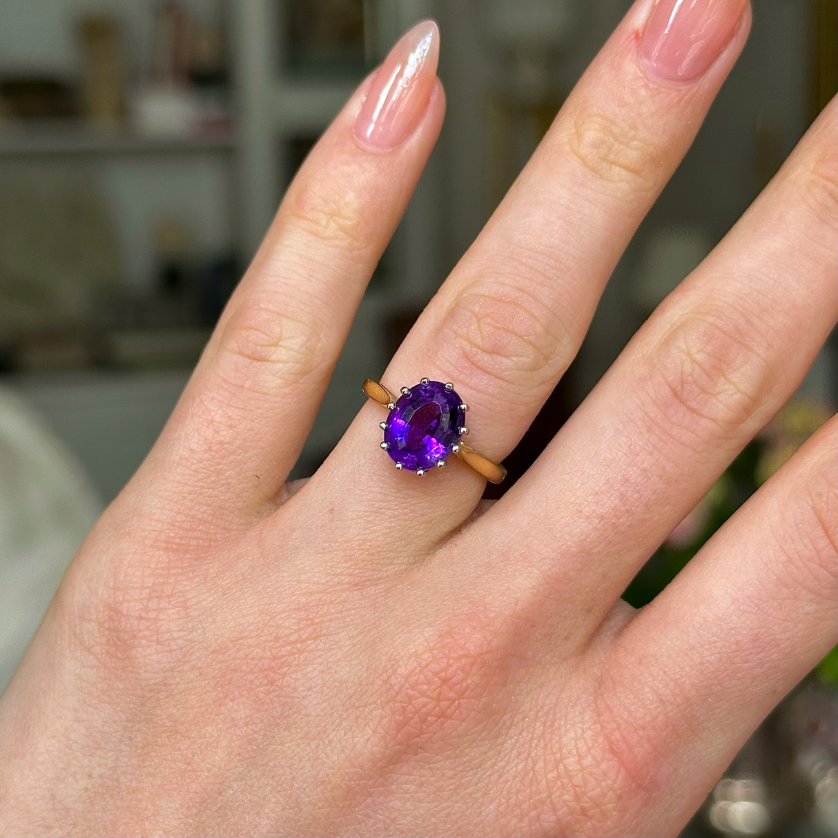 Vintage, 1970s Amethyst Single-Stone Ring, 18ct Yellow Gold and Platinum worn on hand.
