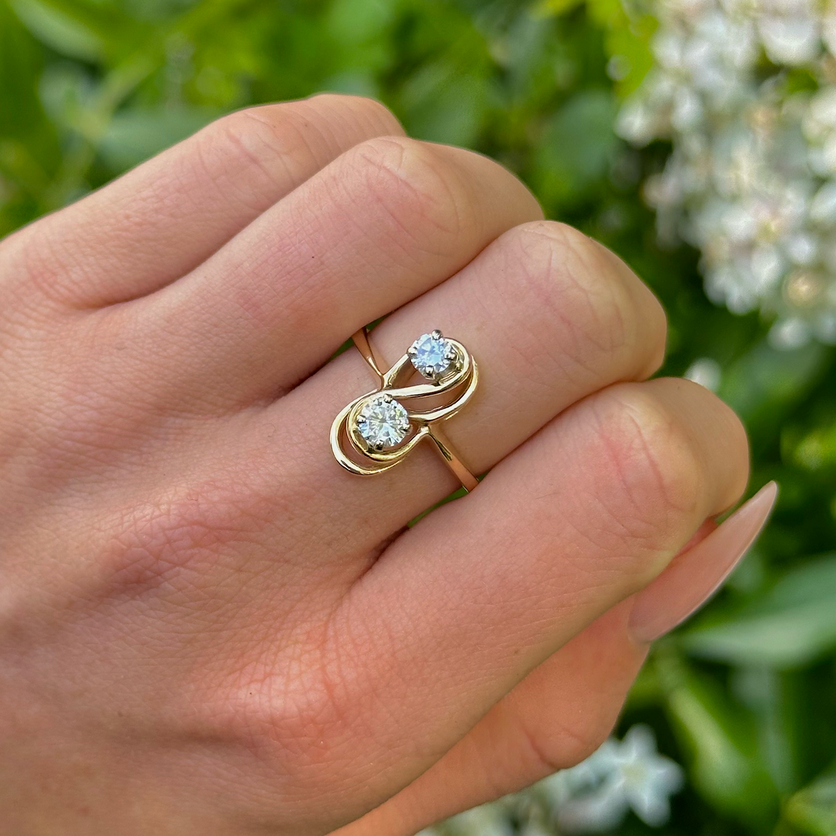 Vintage, 1970s Toi-Et-Moi Diamond Twist Ring, 14ct Yellow Gold and Platinum