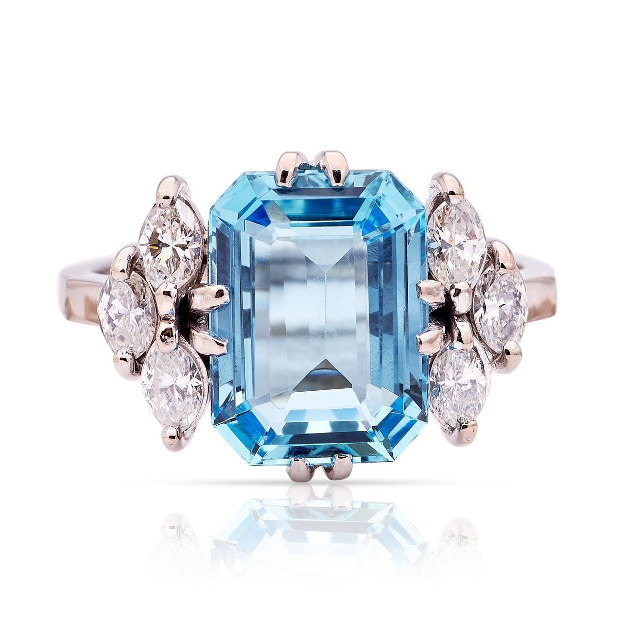 Vintage, 1970s aquamarine & diamond cocktail ring