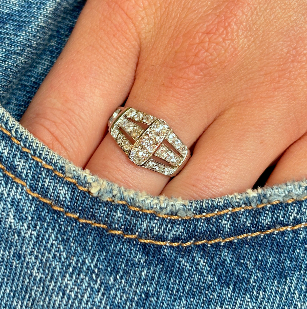 Vintage, Art Deco diamond engagement ring