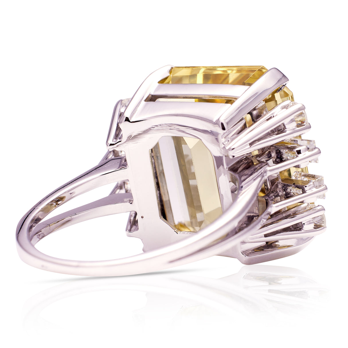 Vintage heliodor cocktail ring, rear view.