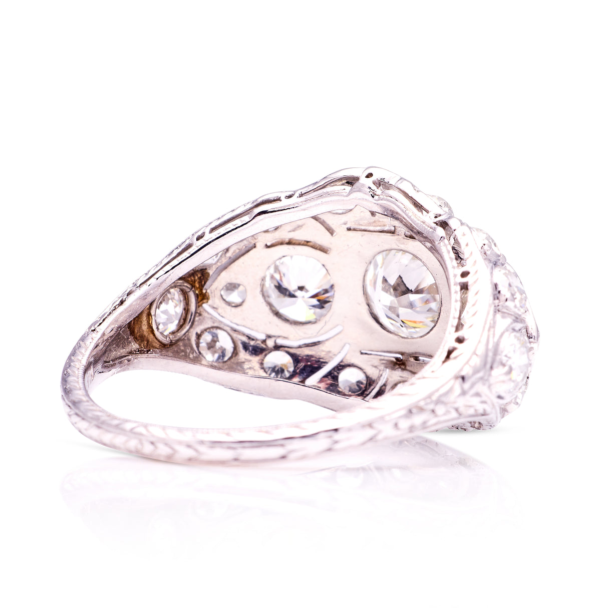 Antique, Belle Époque diamond bombé ring