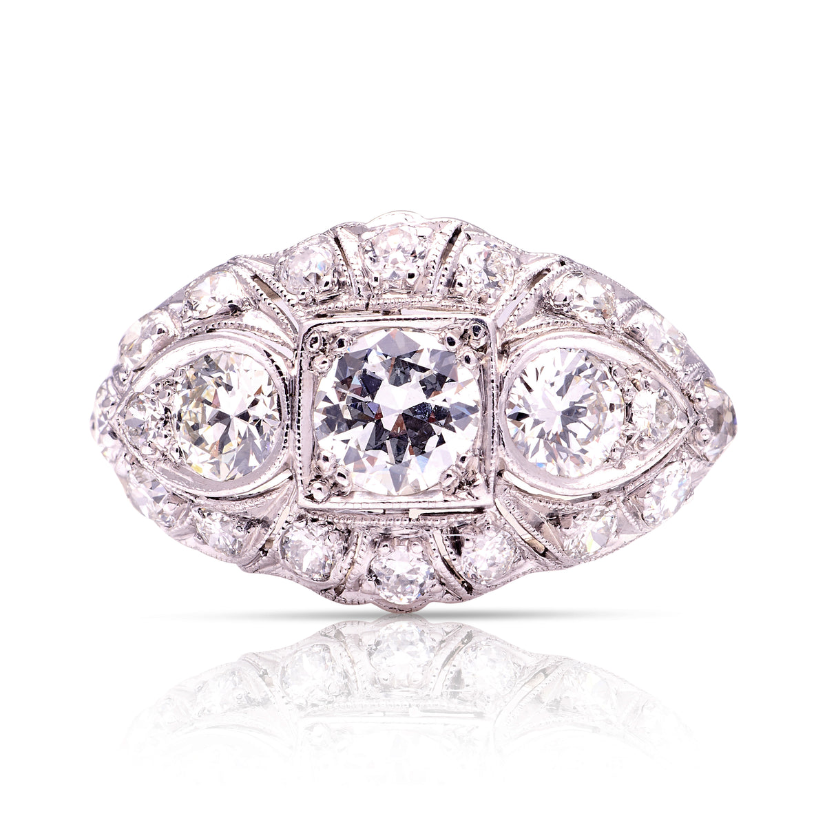 Antique, Belle Époque diamond bombé ring