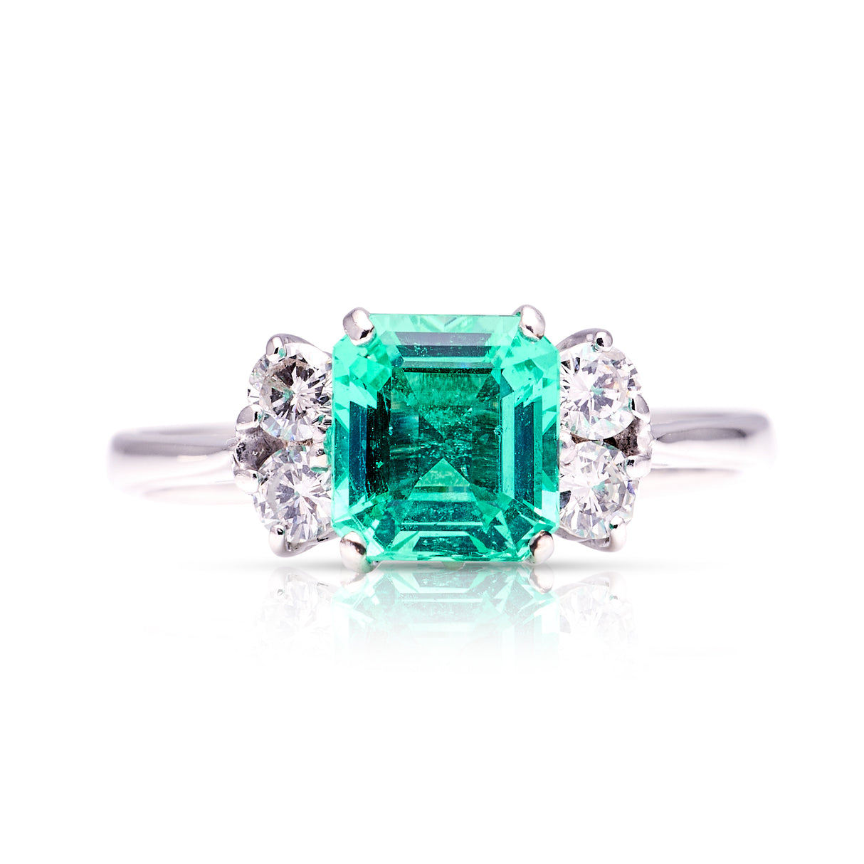 Vintage, 1970s emerald & diamond ring
