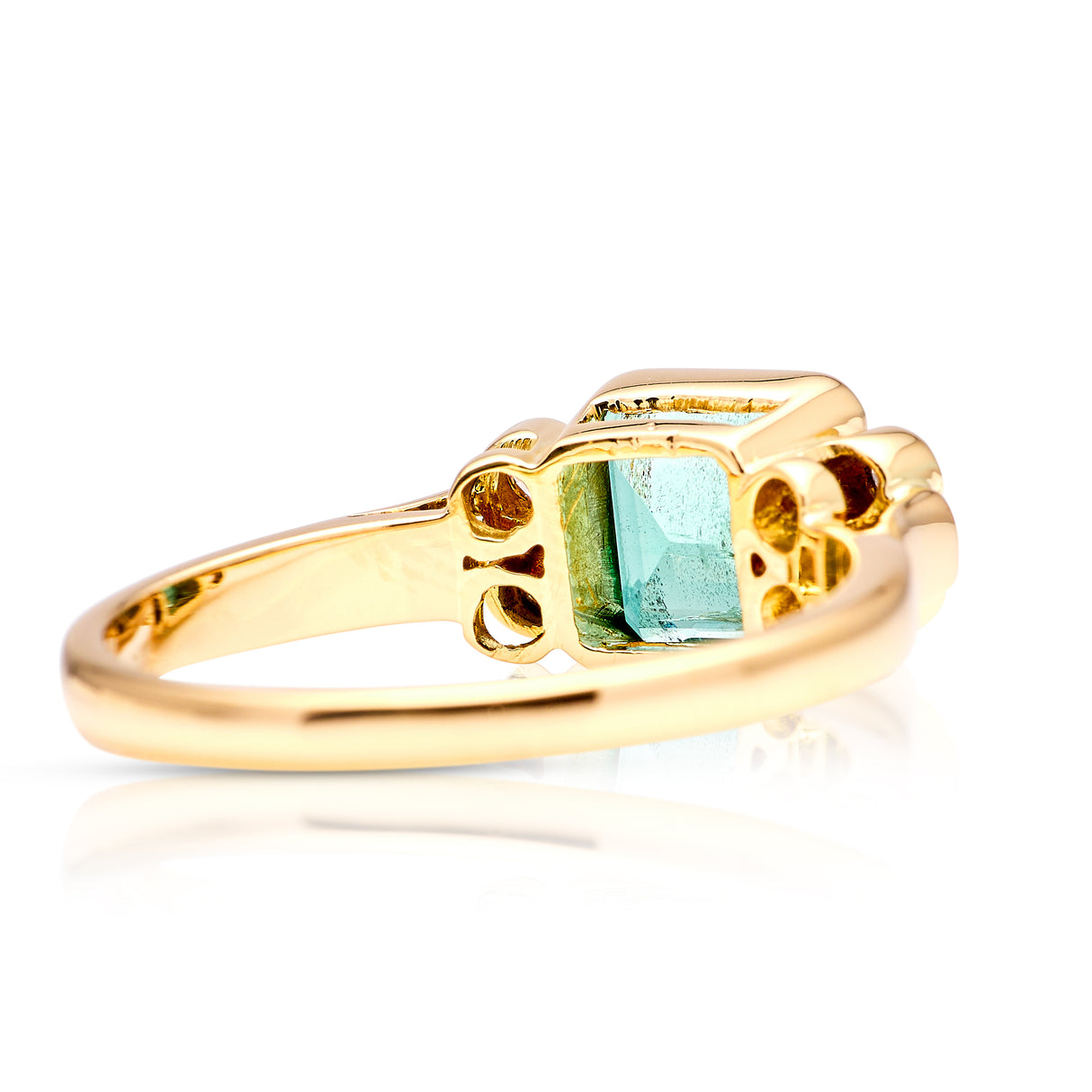Vintage, emerald and diamond ring, 18ct yellow gold