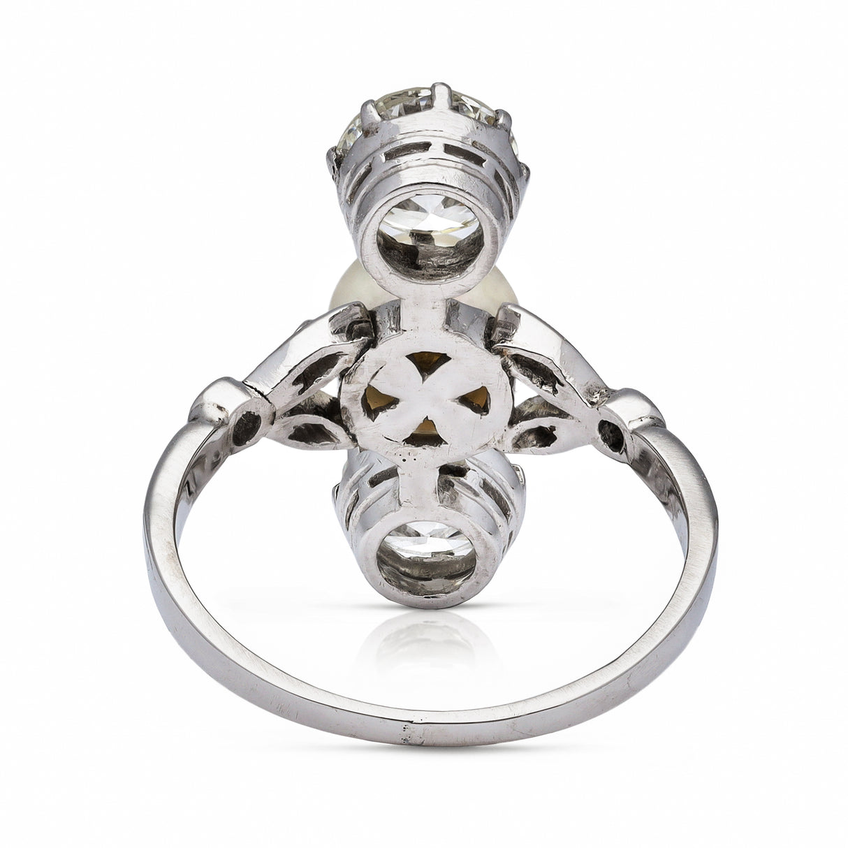 Antique natural pearl & diamond ring