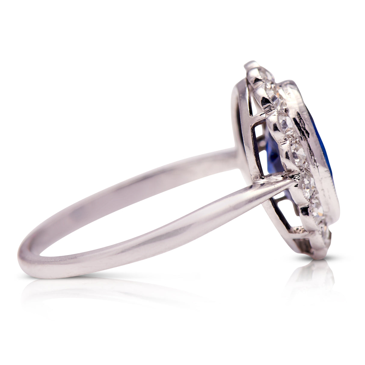 Vintage, 18ct White Gold, Sapphire and Diamond Cluster RingSapphire Antique Engagement Rings Sapphire Engagement Rings Diamond Engagement Rings Antique Rings Antique Ring Boutique Vintage Engagement Rings Antique Engagement Rings Antique Jewellery company Vintage Jewellery