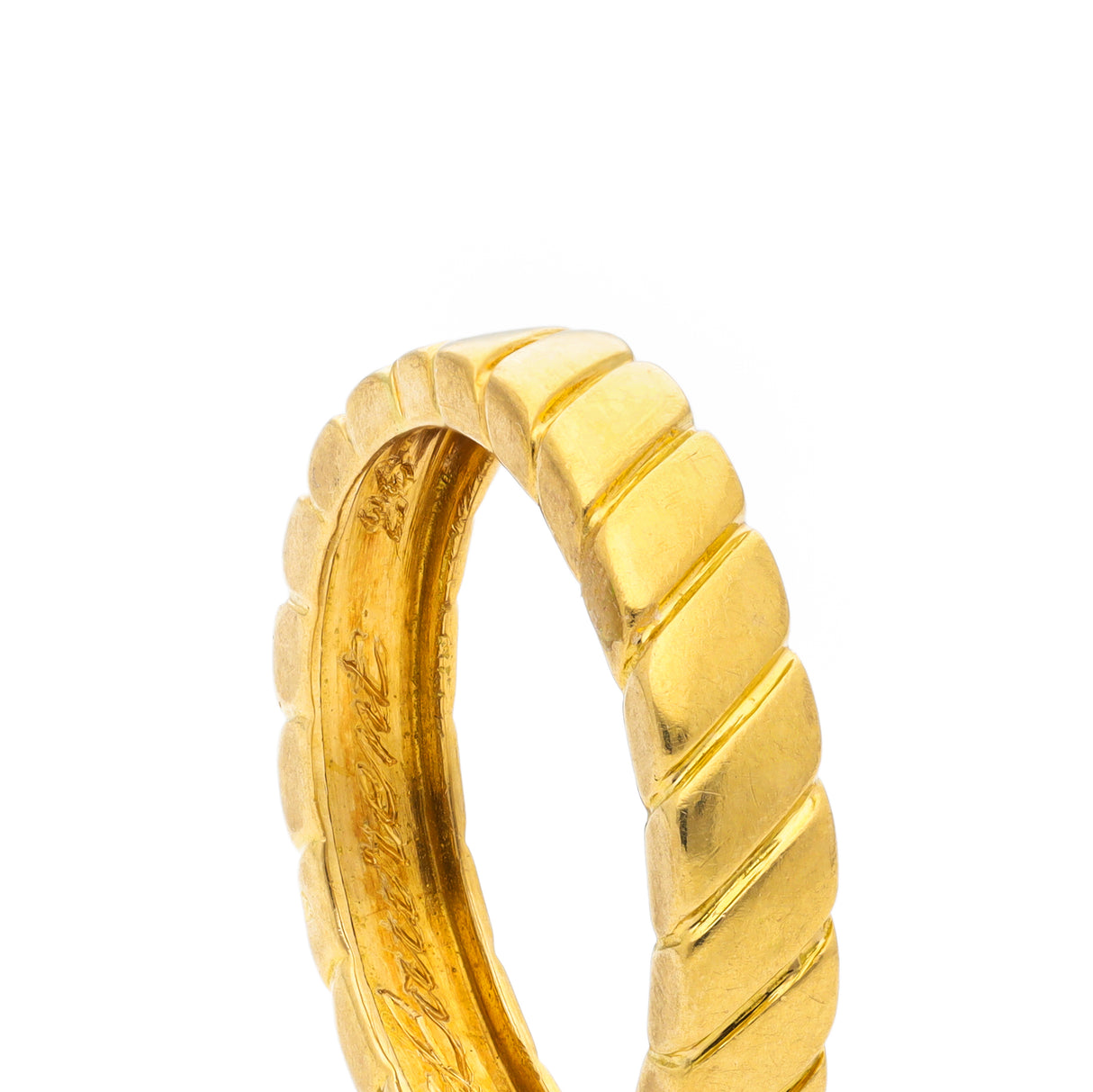 Van Cleef & Arpels 18ct yellow gold band, side view.