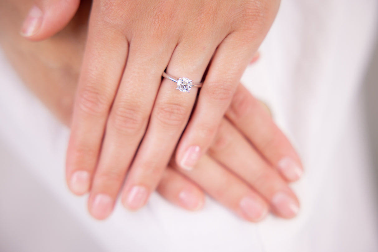 Vintage | solitaire 0.93ct vs2| h diamond engagement ring