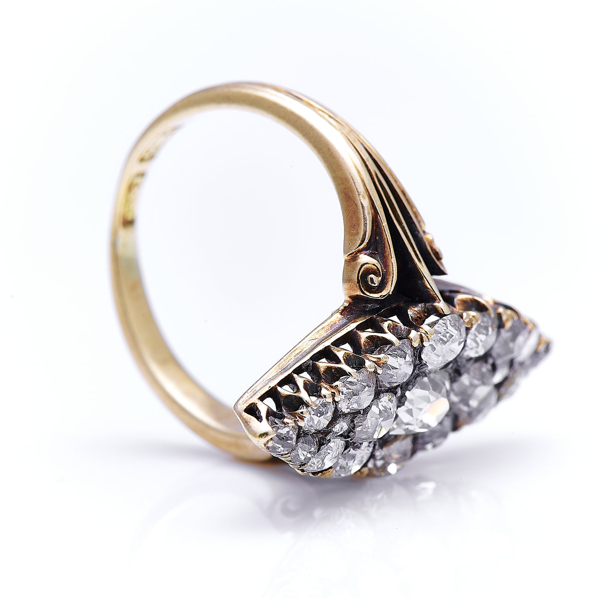Victorian, 18ct gold, navette diamond cluster ring