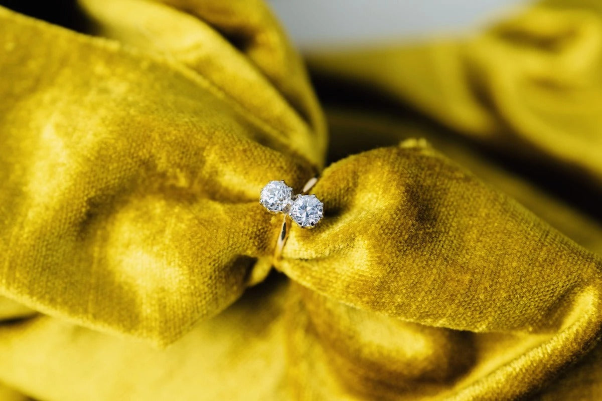 Antique Edwardian, 18ct gold, platinum, two stone diamond engagement ring