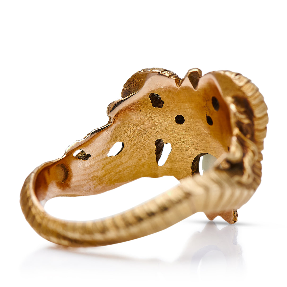 Antique Engagement Rings | Antique Ring Boutique | Vintage Engagement Rings | Antique Engagement Rings | Antique Jewellery company | Vintage Jewellery Early 20th Century, 18ct Gold, 'Devil' Chrysoberyl Ring