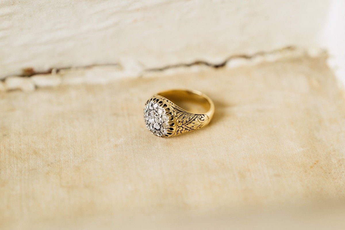 Antique Victorian, 18ct gold, diamond cluster ring