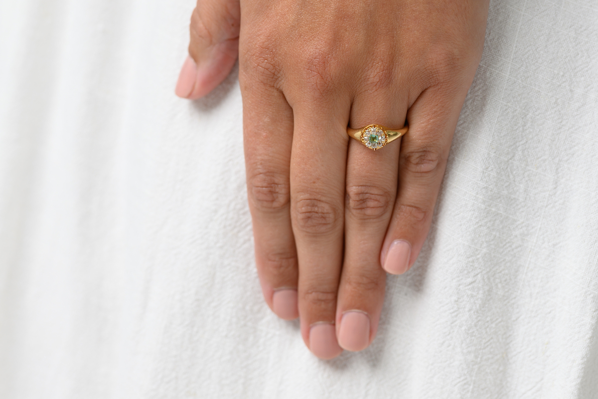 Antique Victorian, 18ct gold, emerald and diamond cluster ring