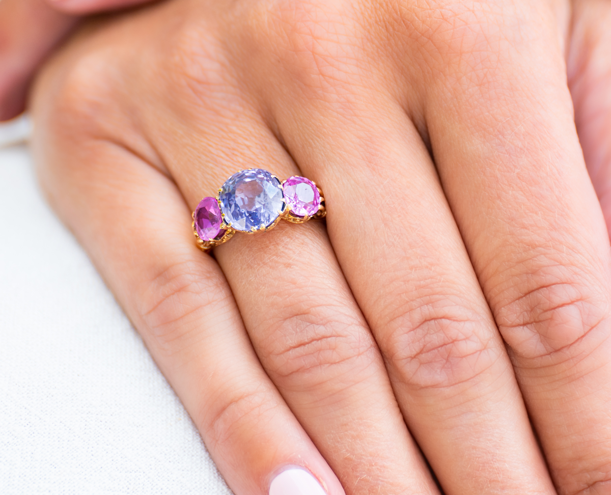 Antique Victorian, 18ct gold, natural colour-change sapphire and pink sapphire ring
