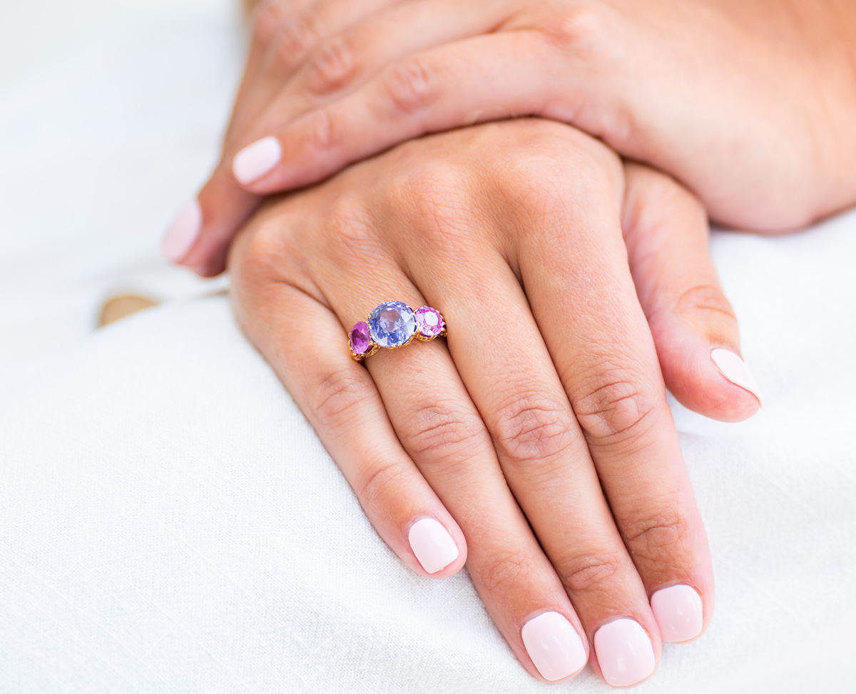 Antique Victorian, 18ct gold, natural colour-change sapphire and pink sapphire ring