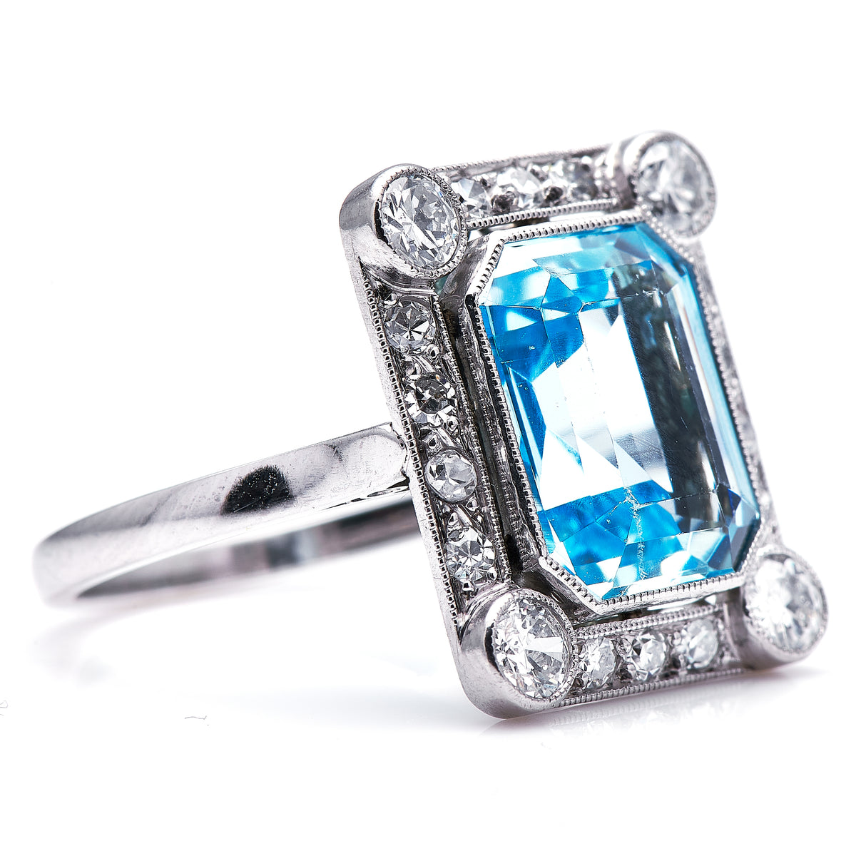 Belle Époque, 18ct White Gold, Aquamarine and Diamond Ring