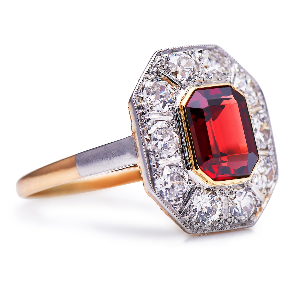 Art Deco, 18ct gold, platinum, hessonite garnet and diamond ring