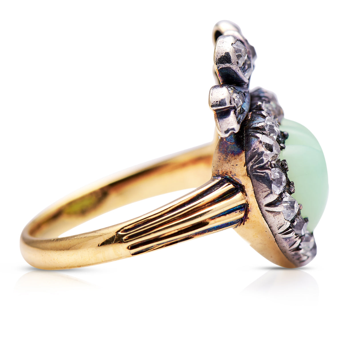 Antique | Victorian, chrysoprase and diamond ring