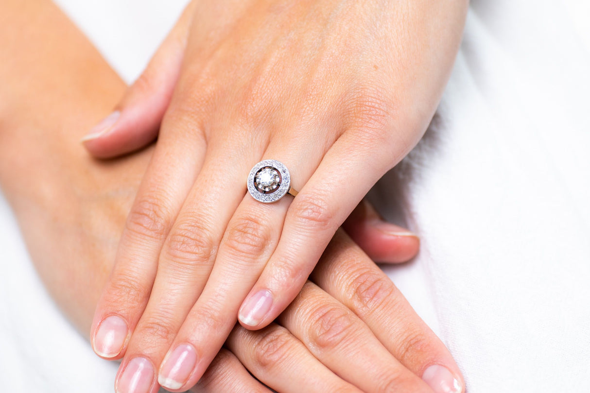 Antique Engagement Rings | Antique Ring Boutique | Vintage Engagement Rings | Antique Engagement Rings | Antique Jewellery company | Vintage Jewellery Art Deco, 18ct White Gold, Diamond Cluster Ring