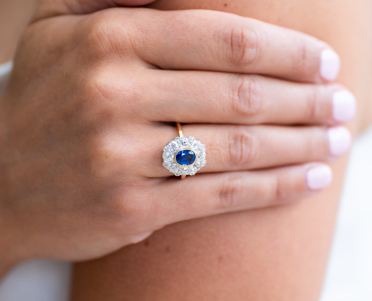 Antique, French, Edwardian, 18ct gold, sapphire and diamond cluster ring