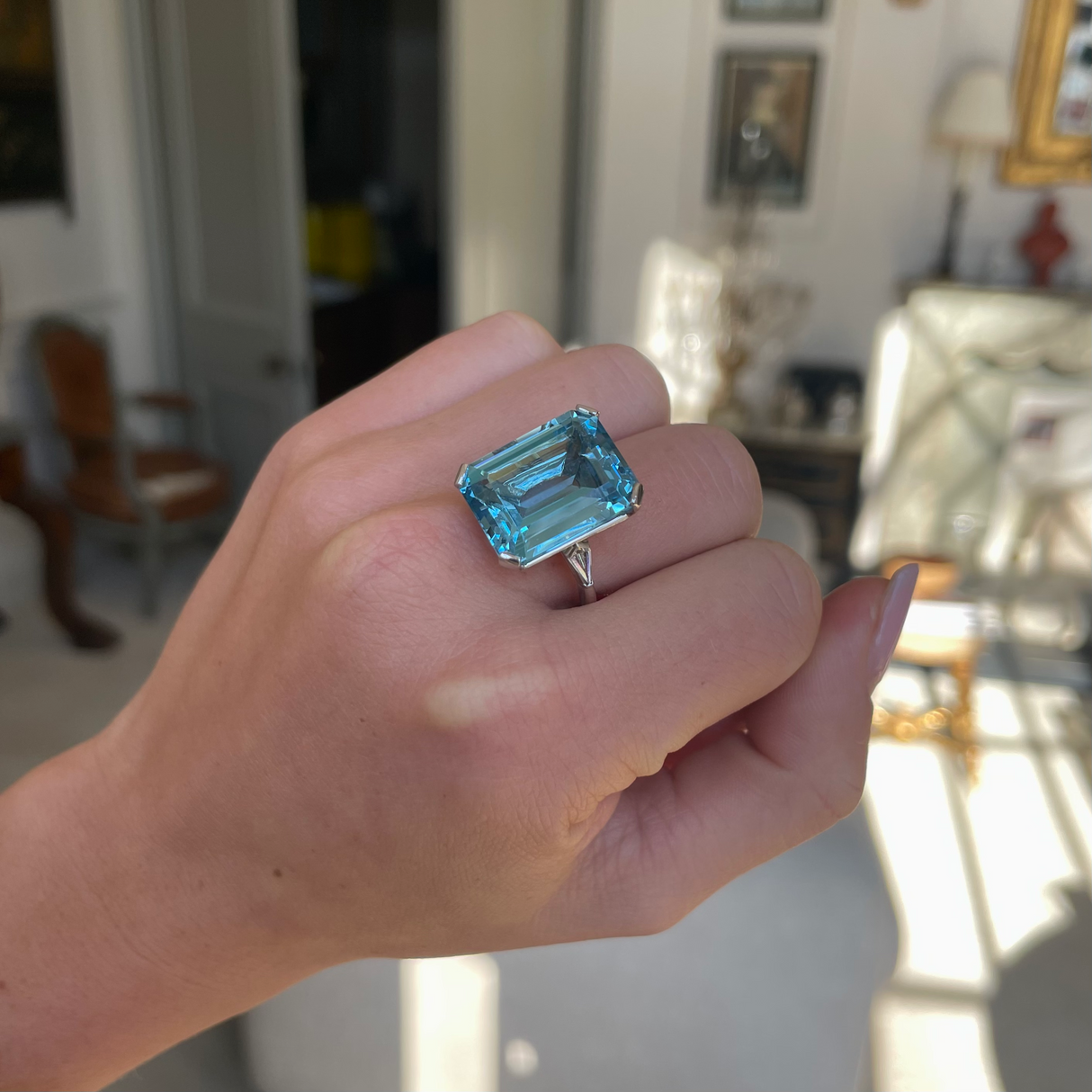 Vintage, Art Deco aquamarine and diamond ring, platinum