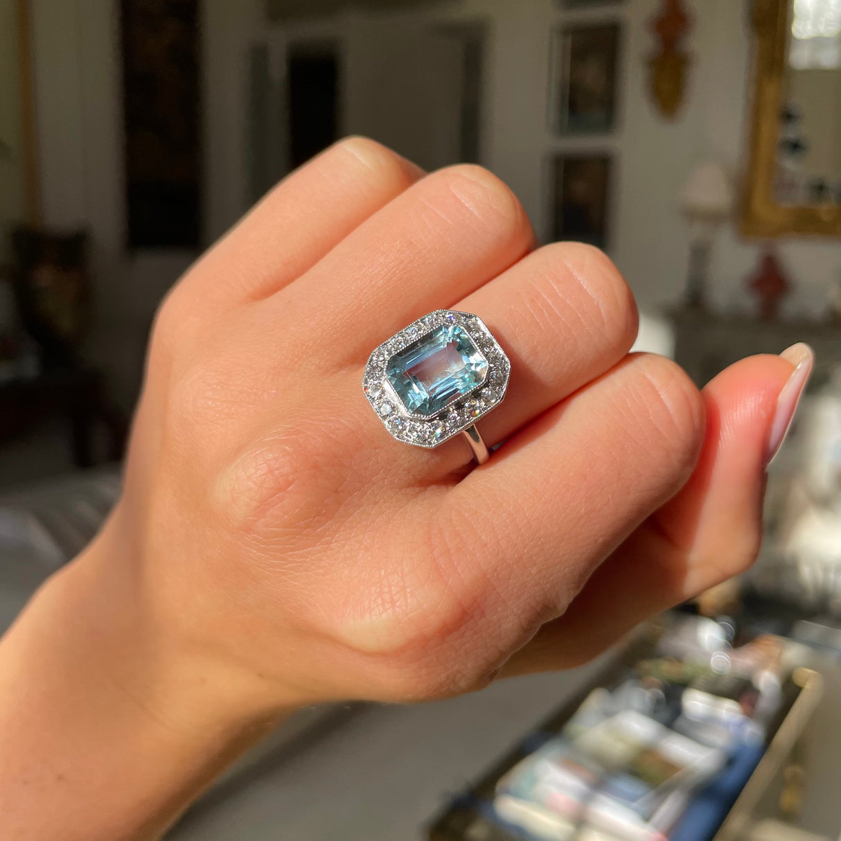 Art Deco aquamarine and diamond cluster ring, platinum