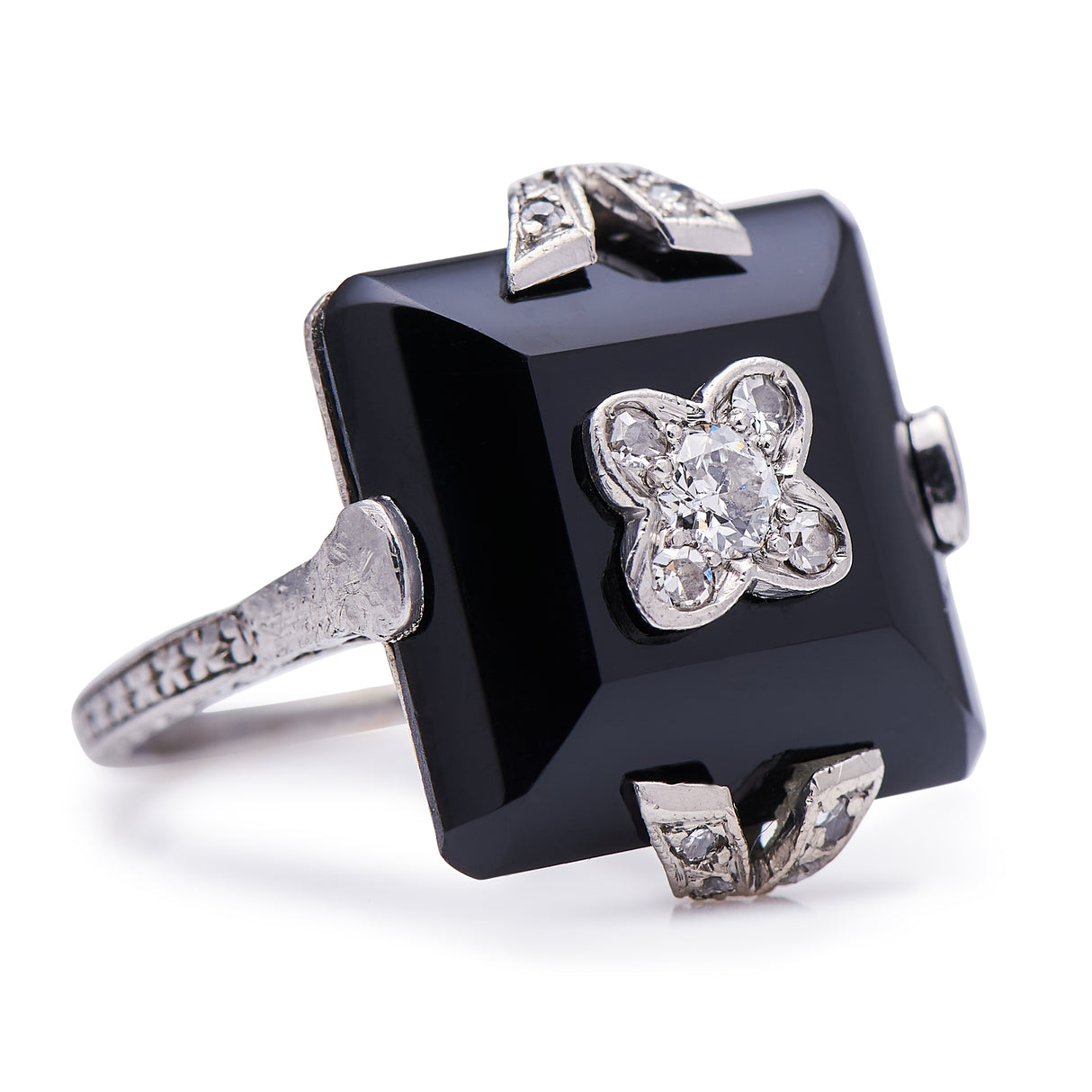 Antique Engagement Rings | Antique Ring Boutique | Vintage Engagement Rings | Antique Engagement Rings | Antique Jewellery company | Vintage Jewellery Art Deco, Platinum, Onyx and Diamond Ring