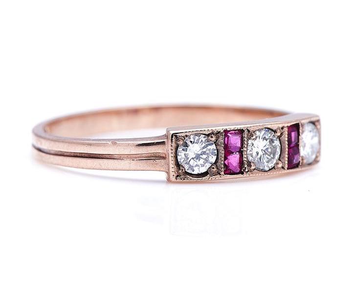 Art Deco, 14ct gold, ruby and diamond ring