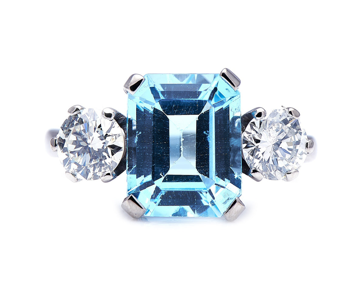 Art Deco, 18ct white gold, aquamarine and diamond three-stone ring