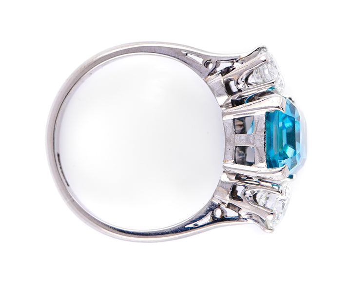 Art Deco, 18ct white gold, platinum, zircon and diamond three-stone ring