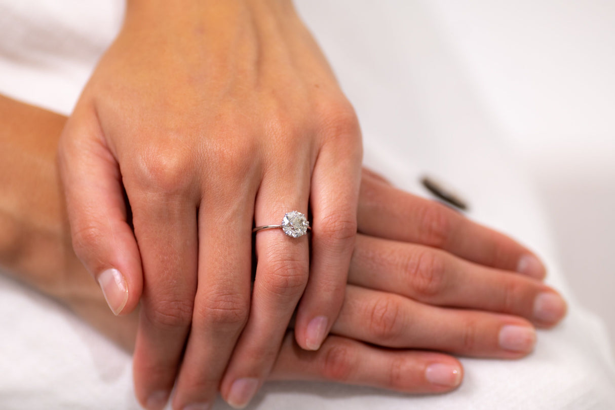 Art Deco, Platinum, Solitaire Diamond Ring Untreated Antique Art Deco, Platinum, Solitaire Diamond Engagement Ring