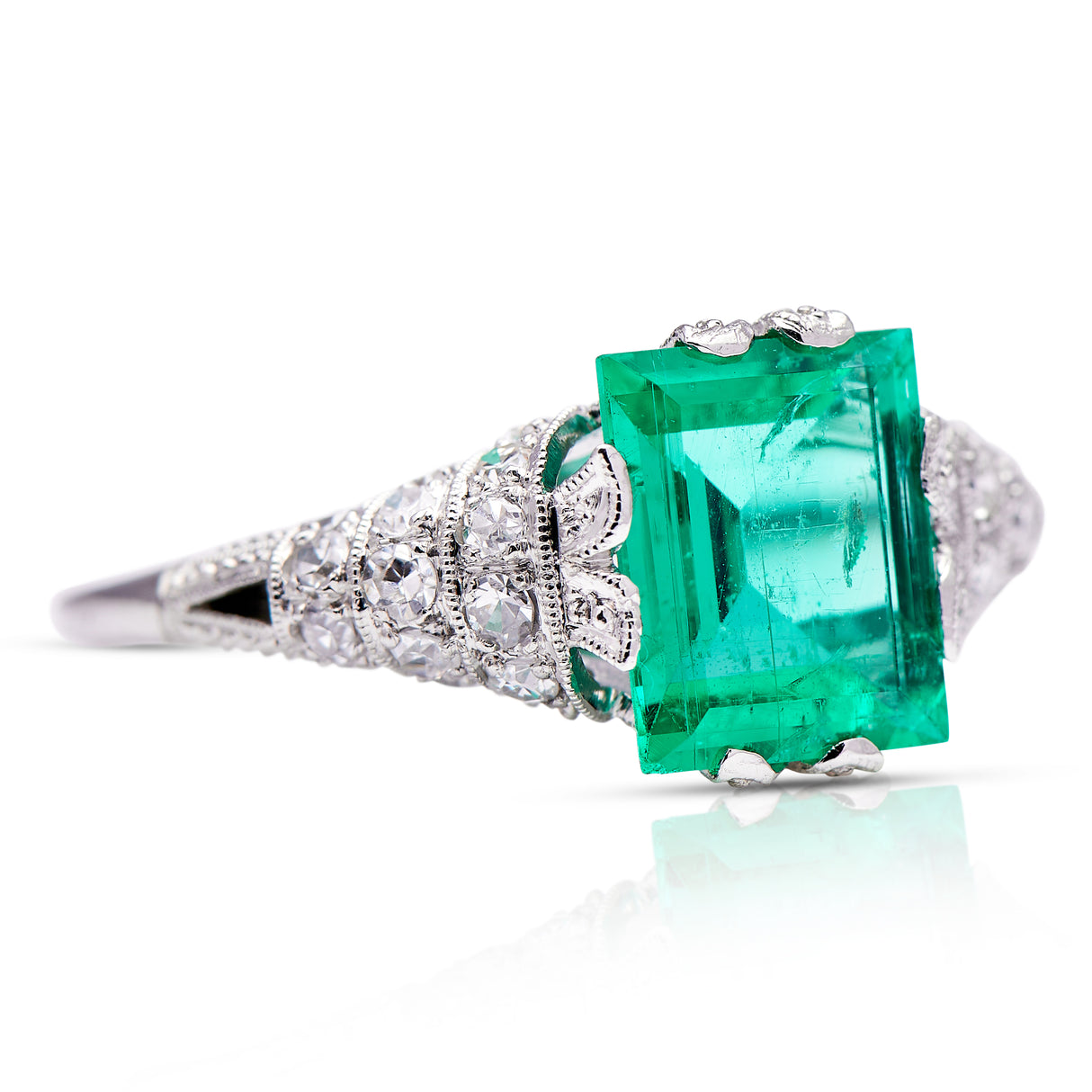 Art Deco, emerald & diamond ring