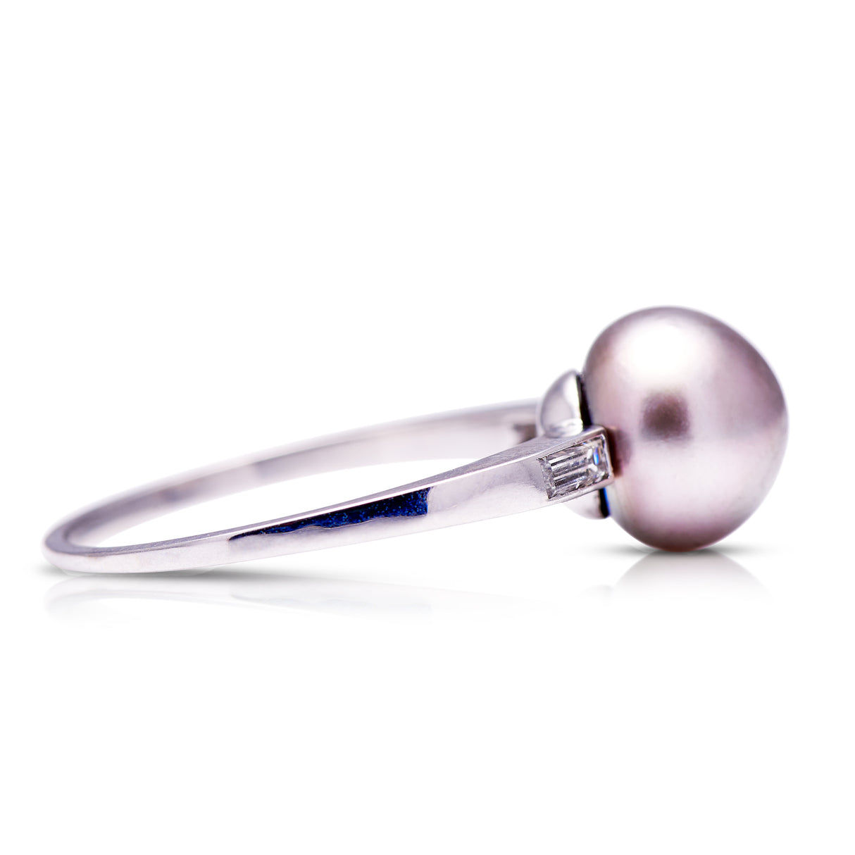 Natural pearl and baguette diamond ring