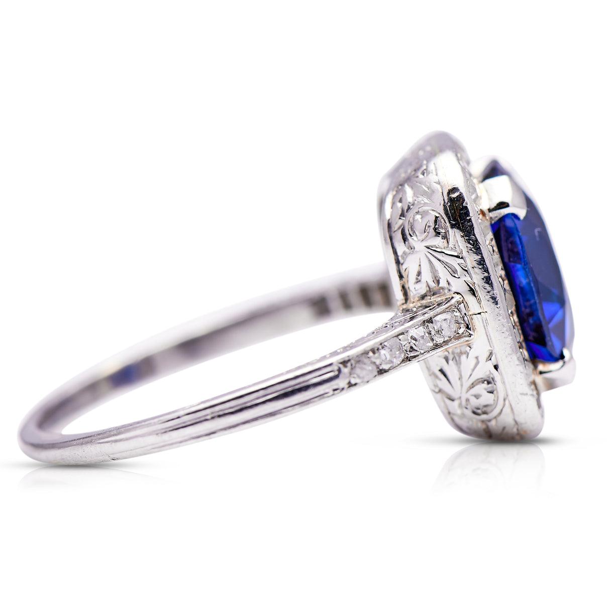 Engagement | Art Deco, royal blue sapphire and diamond ring