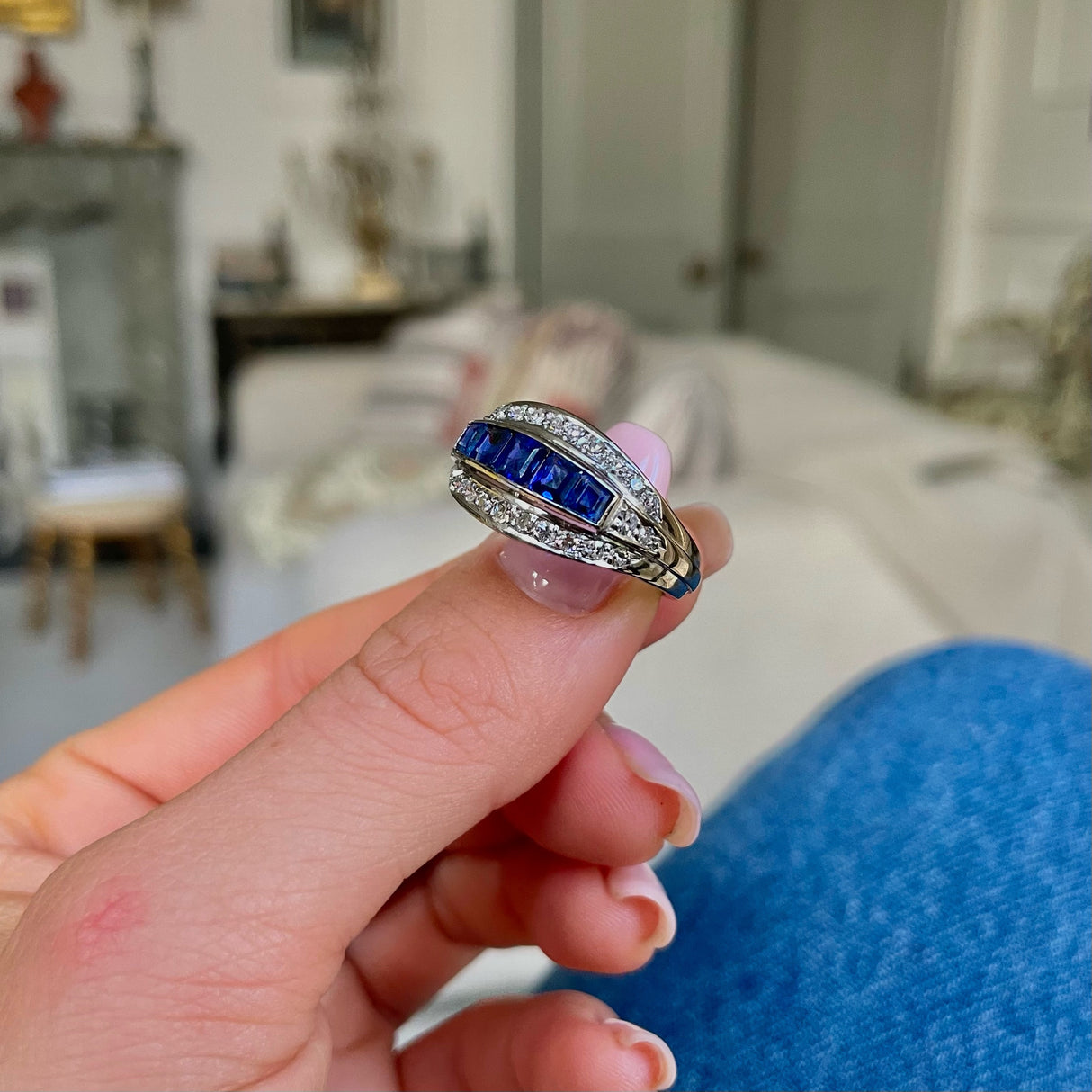 Art Deco, 1930s, sapphire & diamond band ring