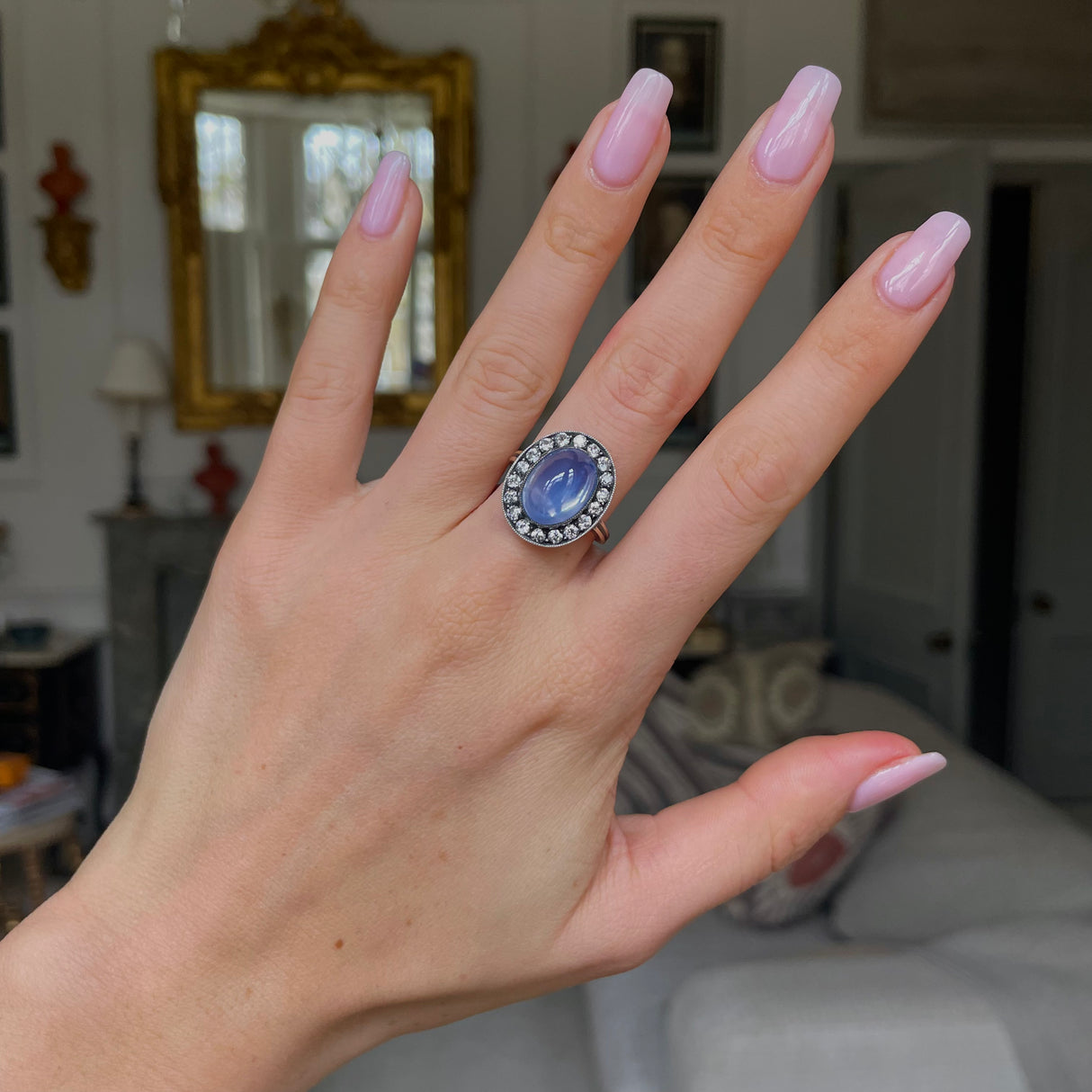 Antique | Edwardian, cabochon sapphire & diamond cluster ring