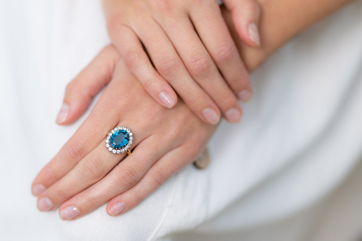 Edwardian, 18ct gold, extraordinary indicolite tourmaline and diamond cluster ring