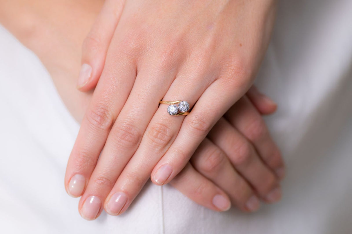 Edwardian, 18ct gold, 'toi et moi' diamond ring