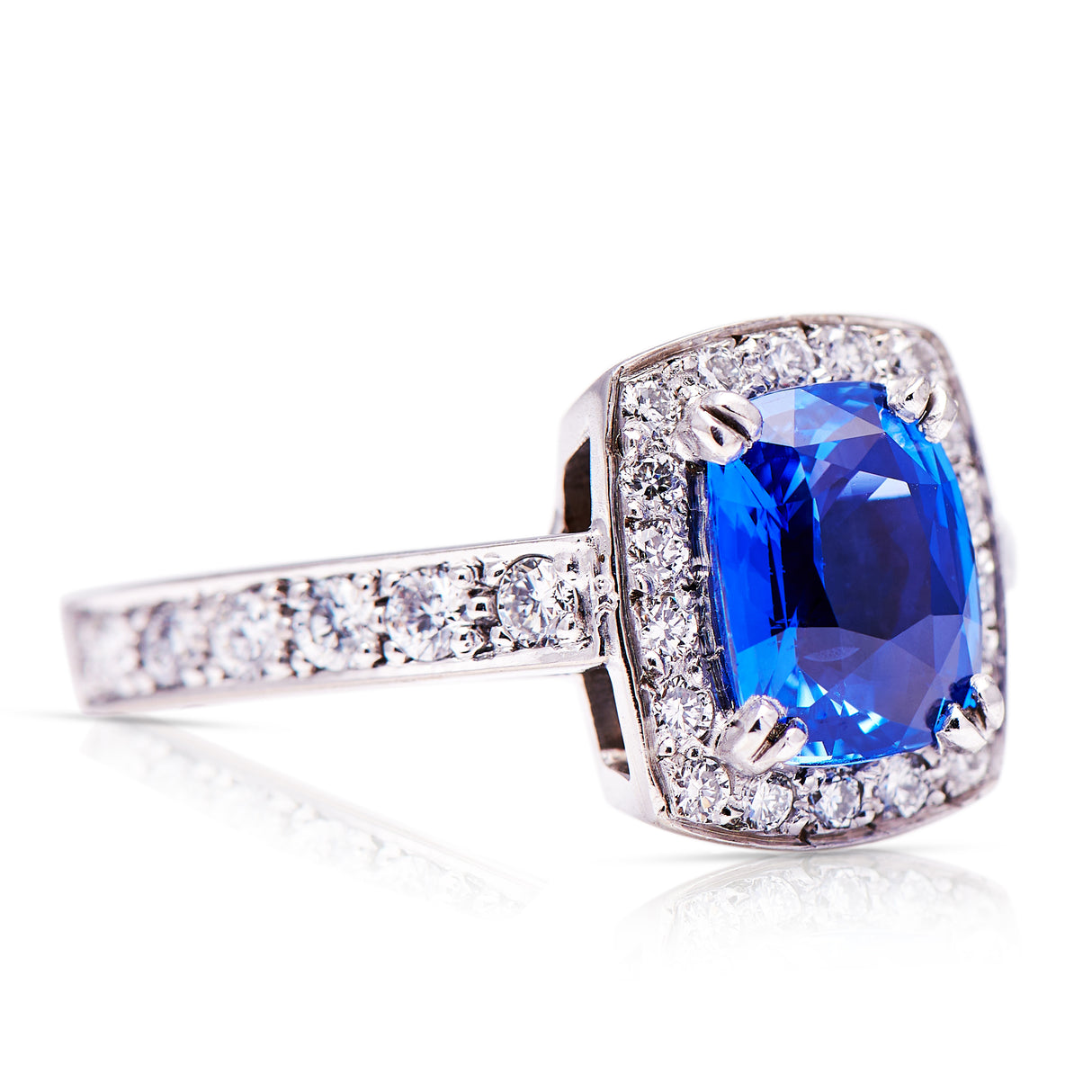 SOLD! Engagement | 18ct white gold, sapphire & diamond ring