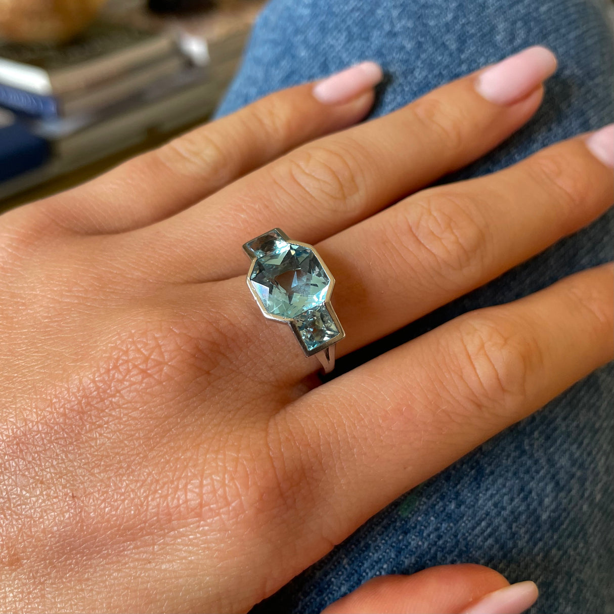 French 1920s Art Deco aquamarine ring, platinum