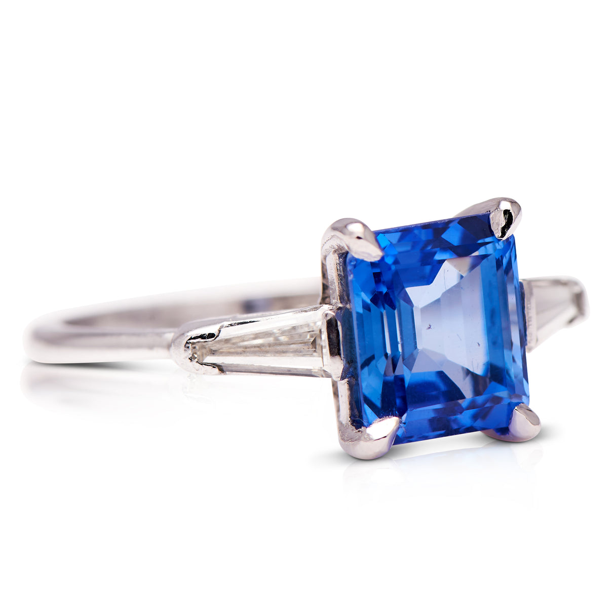 Shop Now with Antique Ring Boutique Antique Engagement Rings Vintage Engagement Rings Art Deco Rings Antique Engagement Rings Vintage Engagement Rings Antique Jewellery Aquamarine Rings Aquamarine Jewellery Diamond Ring Antique Diamond Rings