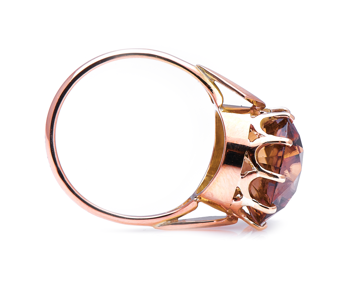 Art Deco, natural 15ct zircon ring