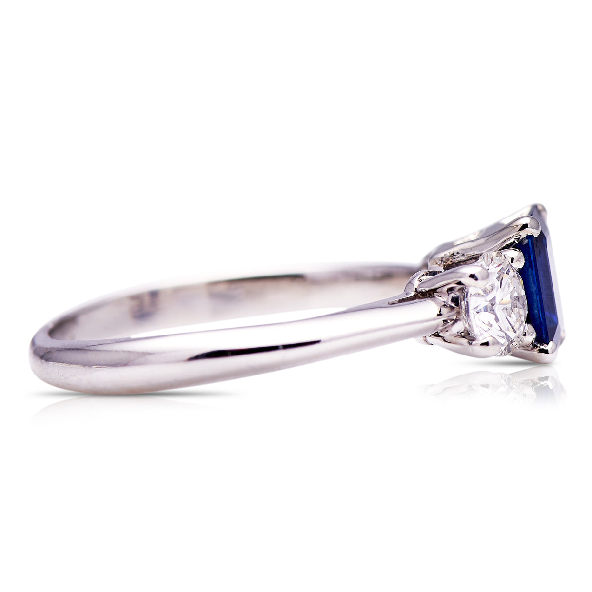 Tiffany&co | vintage, sapphire and diamond engagement ring