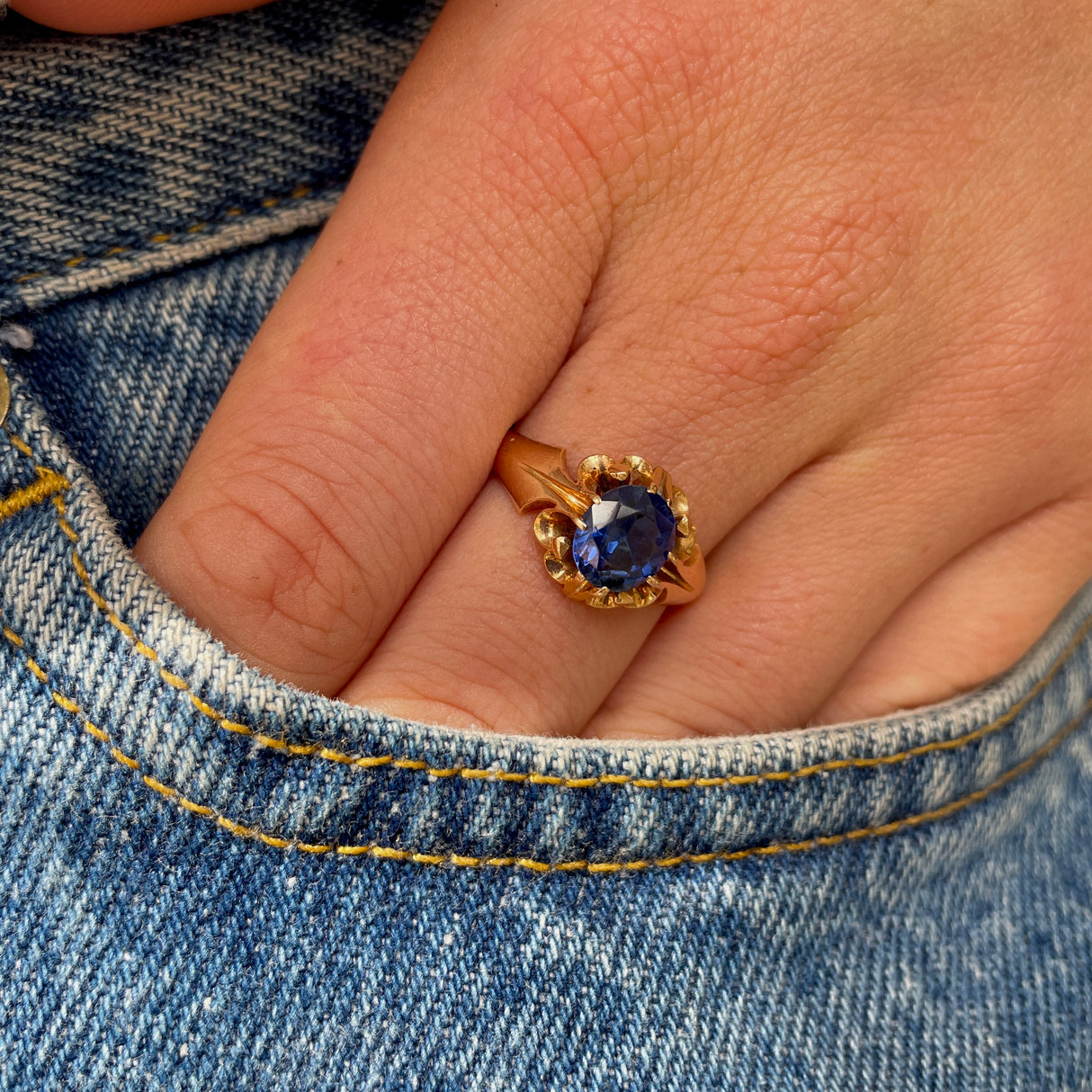 Engagement | Victorian, 18ct gold sapphire ring