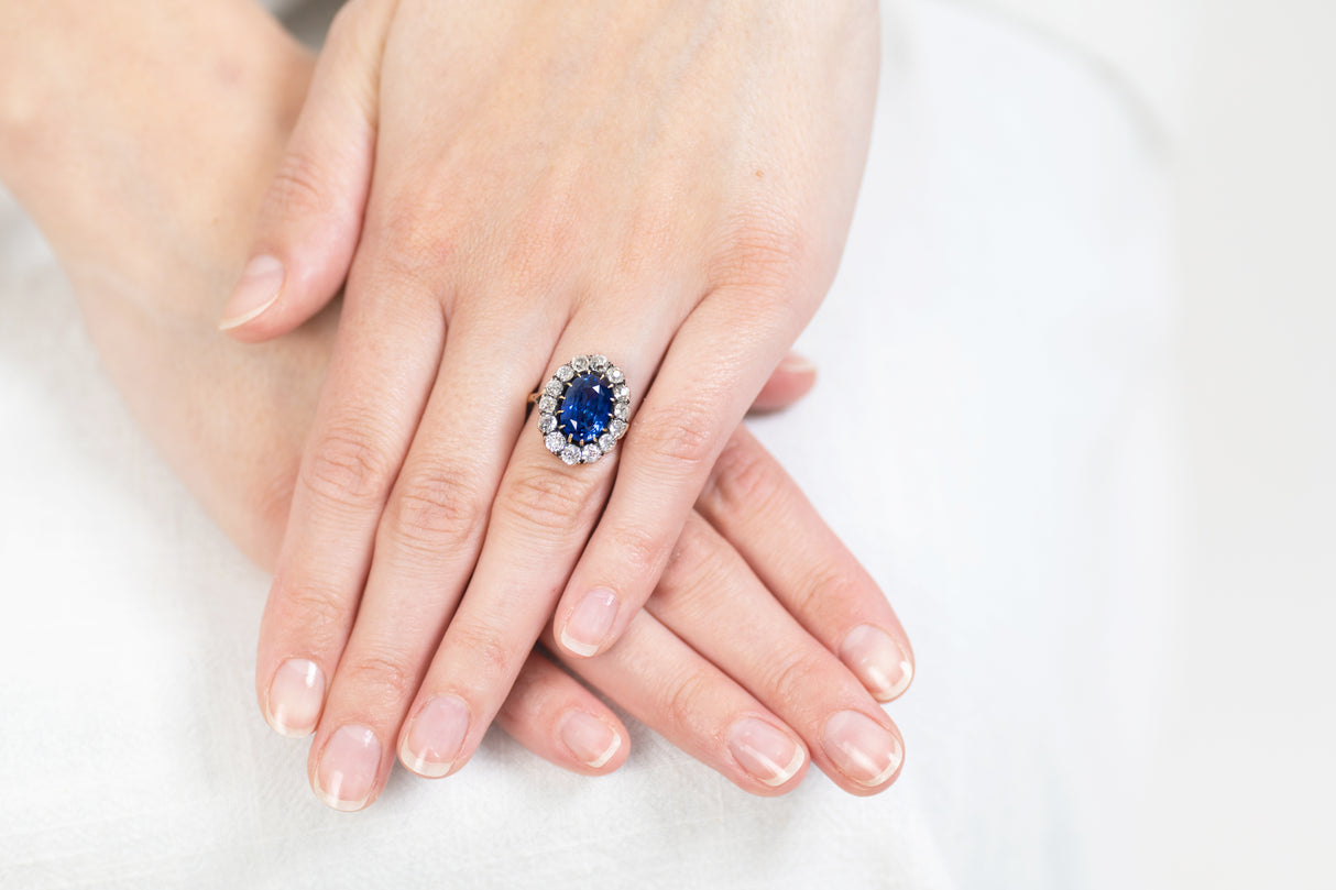 Victorian, 18ct gold, sapphire and diamond cluster ring