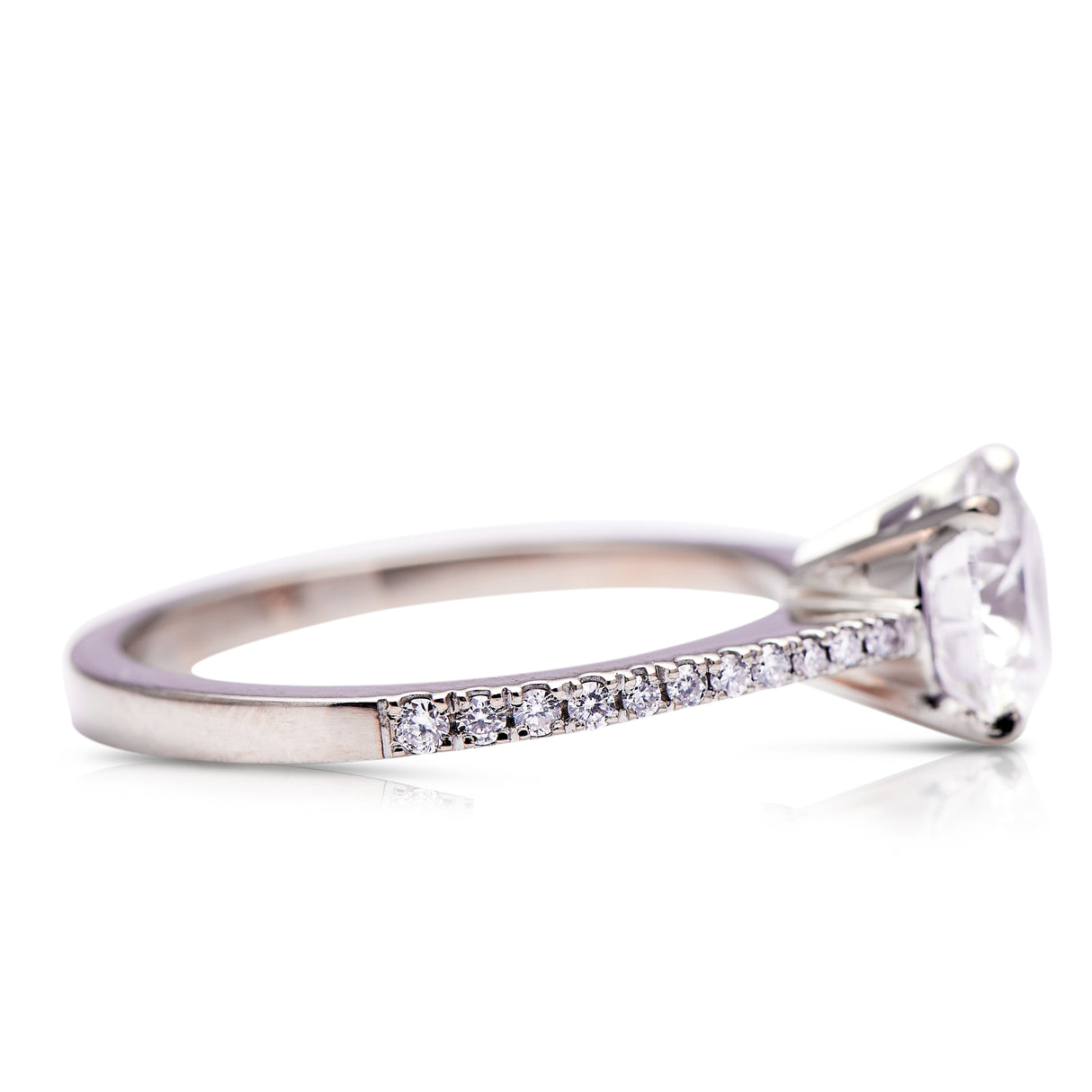 Engagement, 1.50ct diamond solitaire ring