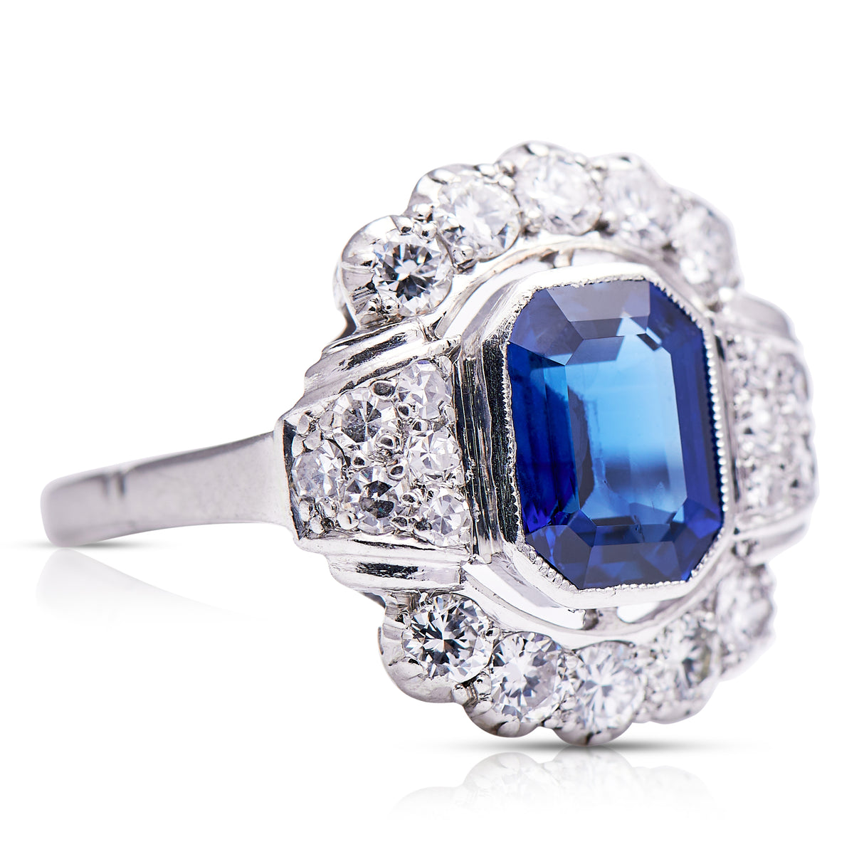 Vintage, Art Deco 1930s, sapphire and diamond cluster ring