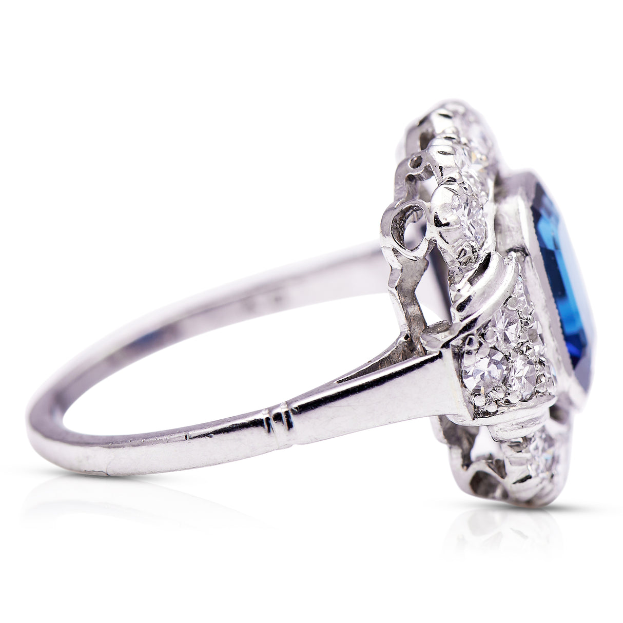 Vintage, Art Deco 1930s, sapphire and diamond cluster ring